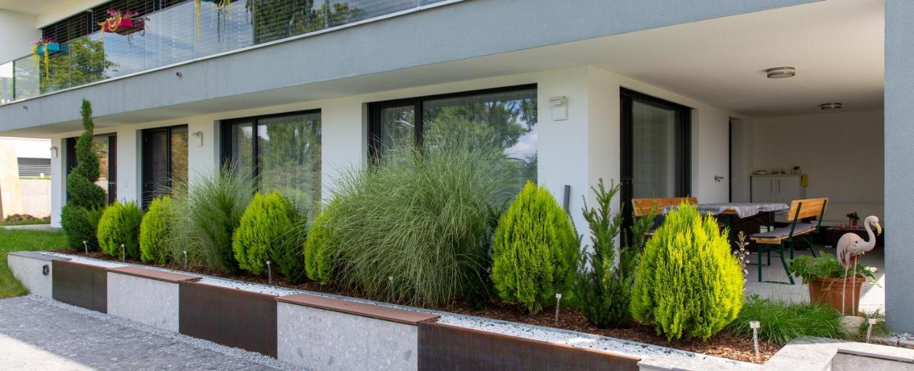 Ferienwohnung Chicken Hill Muntlix Exterior foto